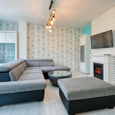 Apartment Popovich Warna